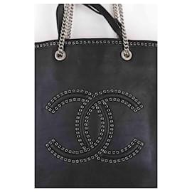 Chanel-Leather Cerf Tote-Black