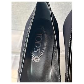 Tod's-Zapatos de tacón-Negro