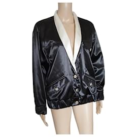 Chanel-Chanel Bomber jacket in black satin with white collar Spring-Summer 2021-Black