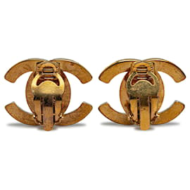 Chanel-Chanel Gold CC Turn Lock Clip em brincos-Dourado
