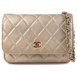 Chanel-Portefeuille CC en cuir d'agneau mini doré Chanel sur chaîne-Doré