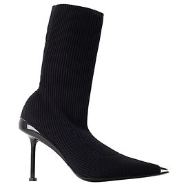 Botines con punta en punta - Alexander Mcqueen - Piel - Negro Negro