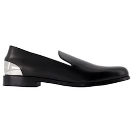 Alexander Mcqueen-Mocassins com Salto Metálico - Alexander McQueen - Couro - Preto/prata-Preto