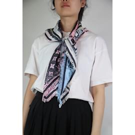 Louis Vuitton-Pink and blue printed retro scarf-Pink