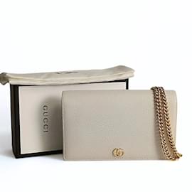 Gucci-Gucci Mini sac Gucci GG Marmont avec bandoulière en cuir ivoire avec chaîne-Autre