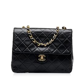 Chanel-CHANEL Sacs à main Intemporels/classique-Noir