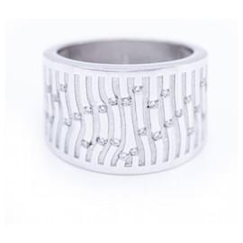 Autre Marque-BAMBU Ring in White Gold and Diamonds.-Silvery