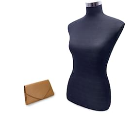 Louis Vuitton-Bolso clutch Art Déco PM de cuero Epi color crema vintage-Beige