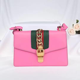 Gucci-Petit sac à bandoulière Sylvie 421882-Rose