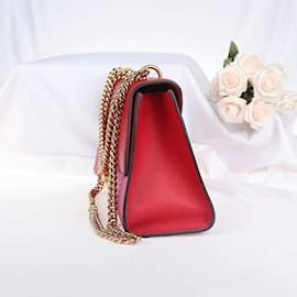 Gucci-Mittlere Umhängetasche aus Leder mit Vorhängeschloss 409486-Pink