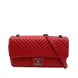 Chanel-Sac bandoulière en cuir d'agneau Chanel CC Chevron rouge-Rouge