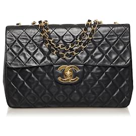 Chanel-Black Chanel Maxi Classic Lambskin Single Flap Bag-Black