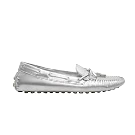 Louis Vuitton-Silver Louis Vuitton Metallic Leather Driving Loafers Size 39-Silvery