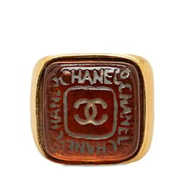 Chanel-Anillo tipo sello con el logo CC grabado-Dorado