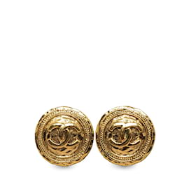 Chanel-CC Clip On Earrings-Golden