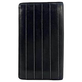 Chanel-Carteira de couro CHANEL capa preta CC carteira de prata-Preto