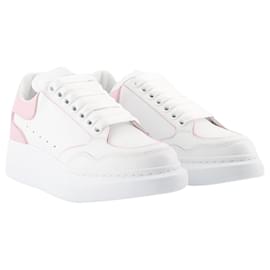 Alexander Mcqueen-Übergroße Hybrid-Sneaker – Alexander McQueen – Leder – Weiß/Rosa-Weiß