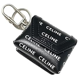 Céline-Celine-Schwarz
