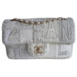 Chanel-Borsa patchwork classica di Chanel-Beige