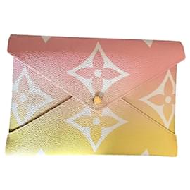 Louis Vuitton-Kirigami Summer by the Pool GM-Pink