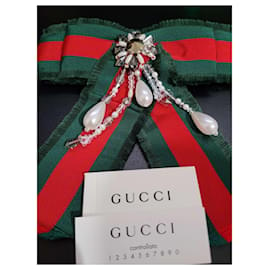 Gucci-Alfileres y broches-Roja,Verde