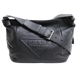 Prada-Prada-Noir