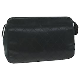 Chanel-CHANEL Bicolole Clutch Bag Leather Black CC Auth bs11635-Black