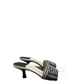 Chanel-CHANEL  Sandals T.eu 37 Exotic leathers-Black