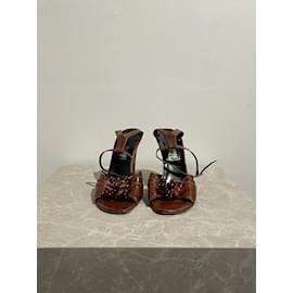 Versace-VERSACE  Sandals T.eu 37.5 leather-Brown