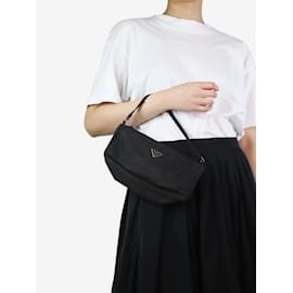 Prada-Schwarze Minitasche aus Re-Nylon mit Tragegriff oben-Schwarz