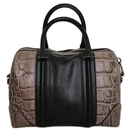 Givenchy-Handbags-Multiple colors
