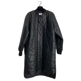Zapa Cappotti, Cappotti Nero