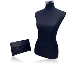 Yves Saint Laurent-Bolsa clutch com aba de couro preta vintage preta-Preto