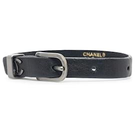 Chanel-Bracciale Chanel in pelle nera CC-Nero
