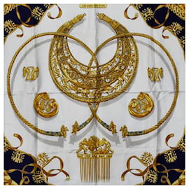 Hermès-Bufanda de seda Cavaliers d'Or-Otro