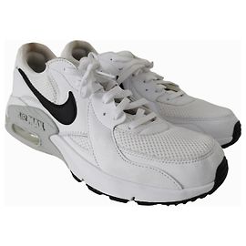 Scarpe da ginnastica Nike AirMax bianche, logo grigio e nero Bianco