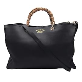 Gucci-Grand sac cabas à poignée supérieure en bambou en cuir grainé noir Gucci-Noir