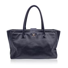 Chanel-black pebbled leather 2000s Executive Tote Bag Handbag-Black