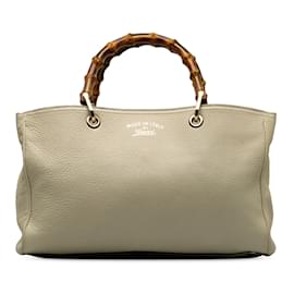 Gucci-Beigefarbene mittelgroße Bambus-Shopper-Umhängetasche von Gucci-Beige