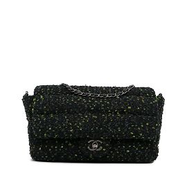 Bolsa com aba de tweed Chanel CC preta Preto