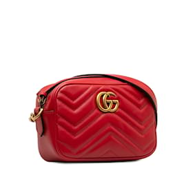 Gucci-Bolsa de ombro crossbody vermelha Gucci Mini GG Marmont Matelasse-Vermelho