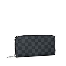 Louis Vuitton-Black Louis Vuitton Damier Graphite Vertical Zippy Wallet-Black