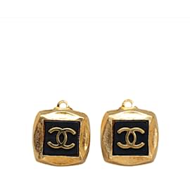 Chanel-Orecchini a clip CC quadrati Chanel in oro-D'oro