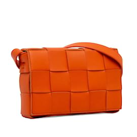 Bottega Veneta-Orange Bottega Veneta Medium Intrecciato Cassette Crossbody Bag-Arancione