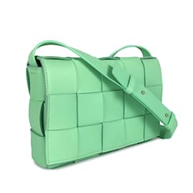 Bottega Veneta-Green Bottega Veneta Leather Intrecciato Cassette Crossbody Bag-Green