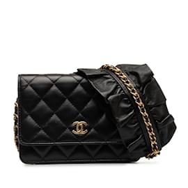 Chanel-Portafoglio romantico Chanel in pelle di agnello nera su borsa a tracolla con catena-Nero