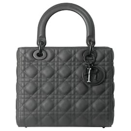 Christian Dior-Matte Black 2022 Medium Lady Dior bag-Black
