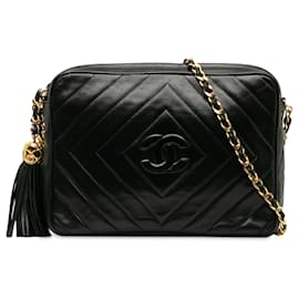 Chanel-Chanel Chevron-Umhängetasche aus schwarzem Lammleder-Schwarz