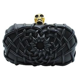 Alexander Mcqueen-Black Braided Box Clutch with Skull-Black
