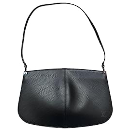 Louis Vuitton-Demi Lune-Preto